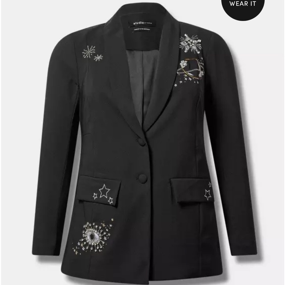 Size 0 (large) Torrid black Blazer with embellishing. Beautiful! NWOT,never worn